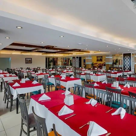 Отель Garden 5*